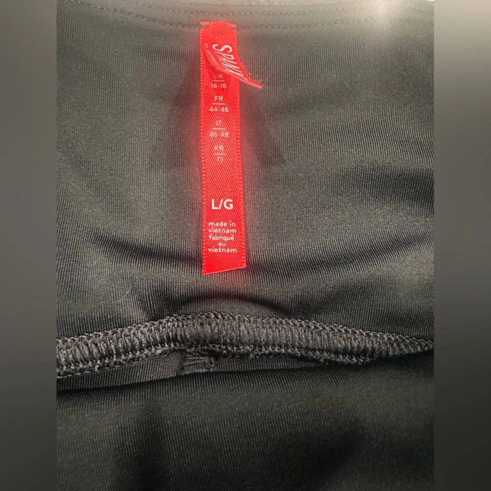 Spanx Faux Leather High Rise Very Black Leggings Size Large - Picture 5 of 8